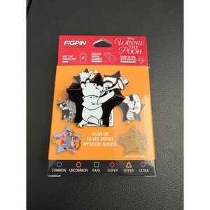 FiGPiN Disney Winnie The Pooh Series 1 Pin  -‎ Pooh Bear (Uncommon)